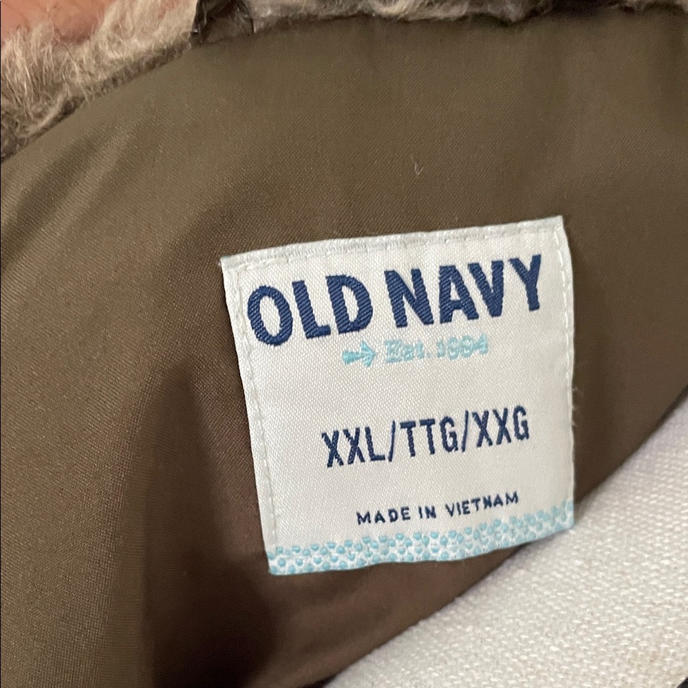 Old Navy Olive Puffer Jacket - Picture 5 of 5